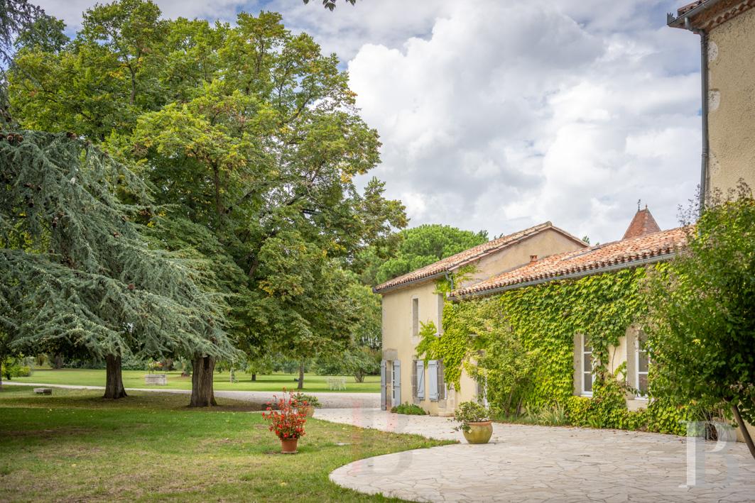 residences and character houses france aquitaine   - 2